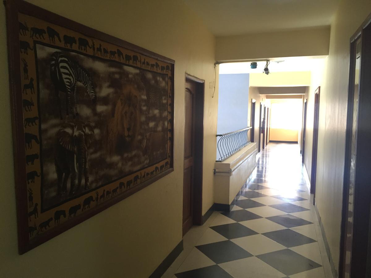 Iris Hotel Dar Es Salaam Bagian luar foto