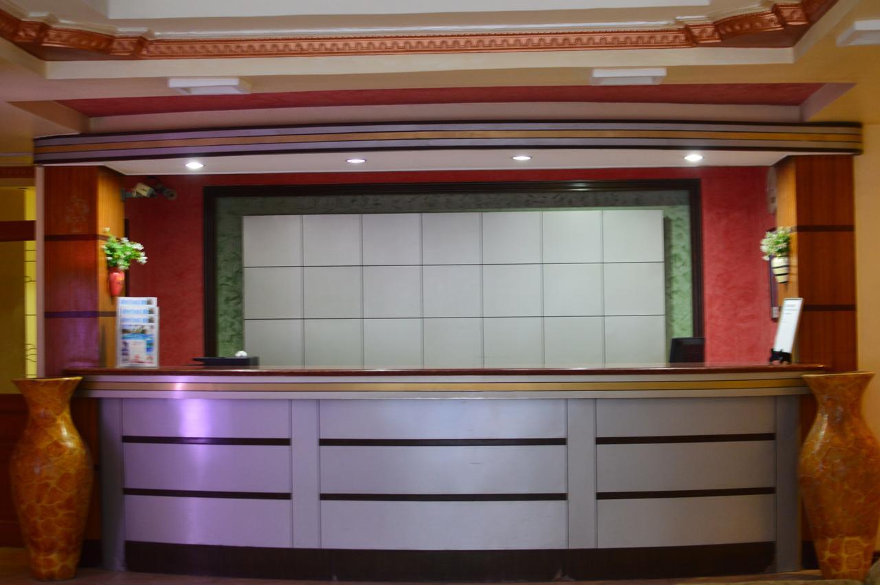 Iris Hotel Dar Es Salaam Bagian luar foto