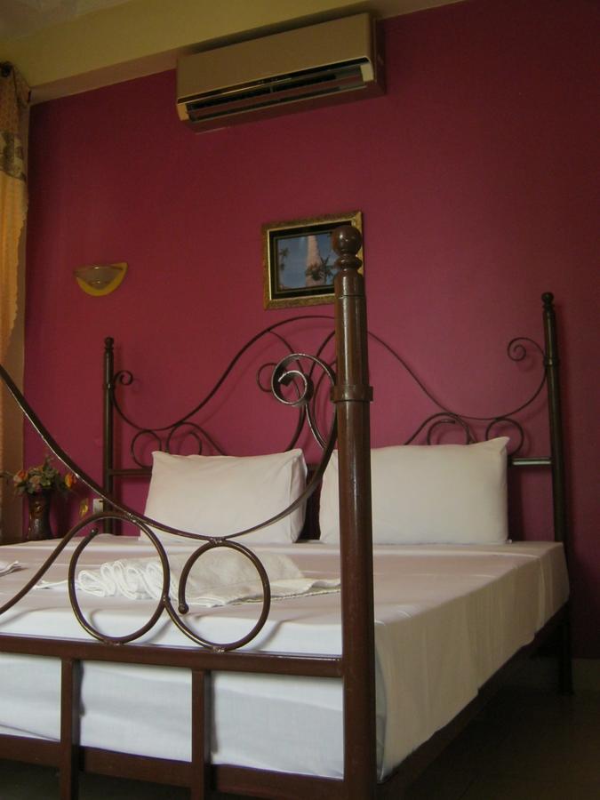 Iris Hotel Dar Es Salaam Bagian luar foto